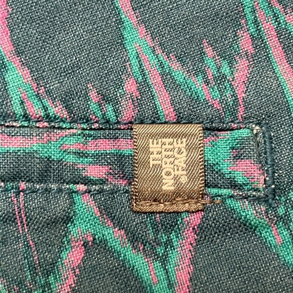 North Face Blue Turquoise & Green Linen Blend Shorts Size 10 Long Pink Pattern - Picture 4 of 7